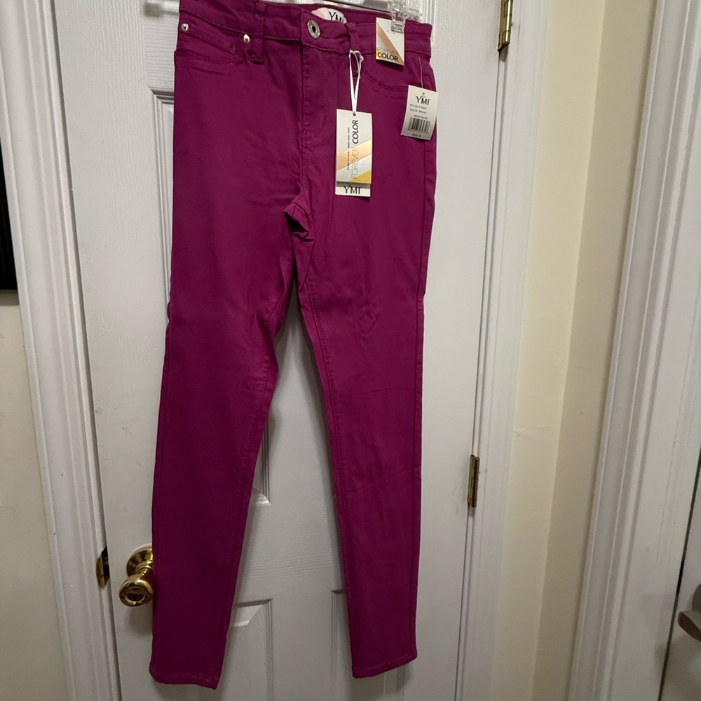YMI hyperstretch skinny pants M Brose Magenta NWT